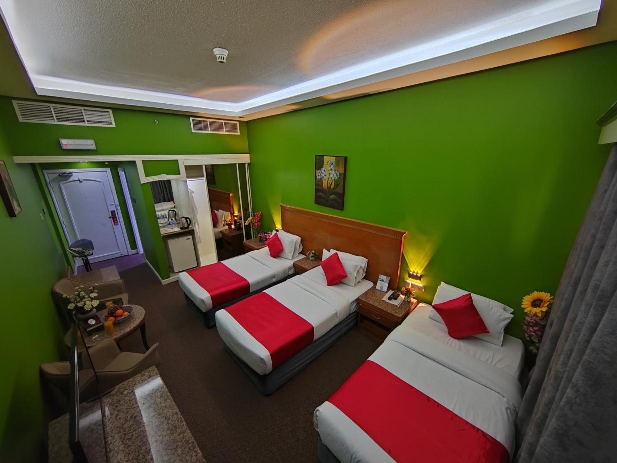 Le Paradise Palace Hotel 3*