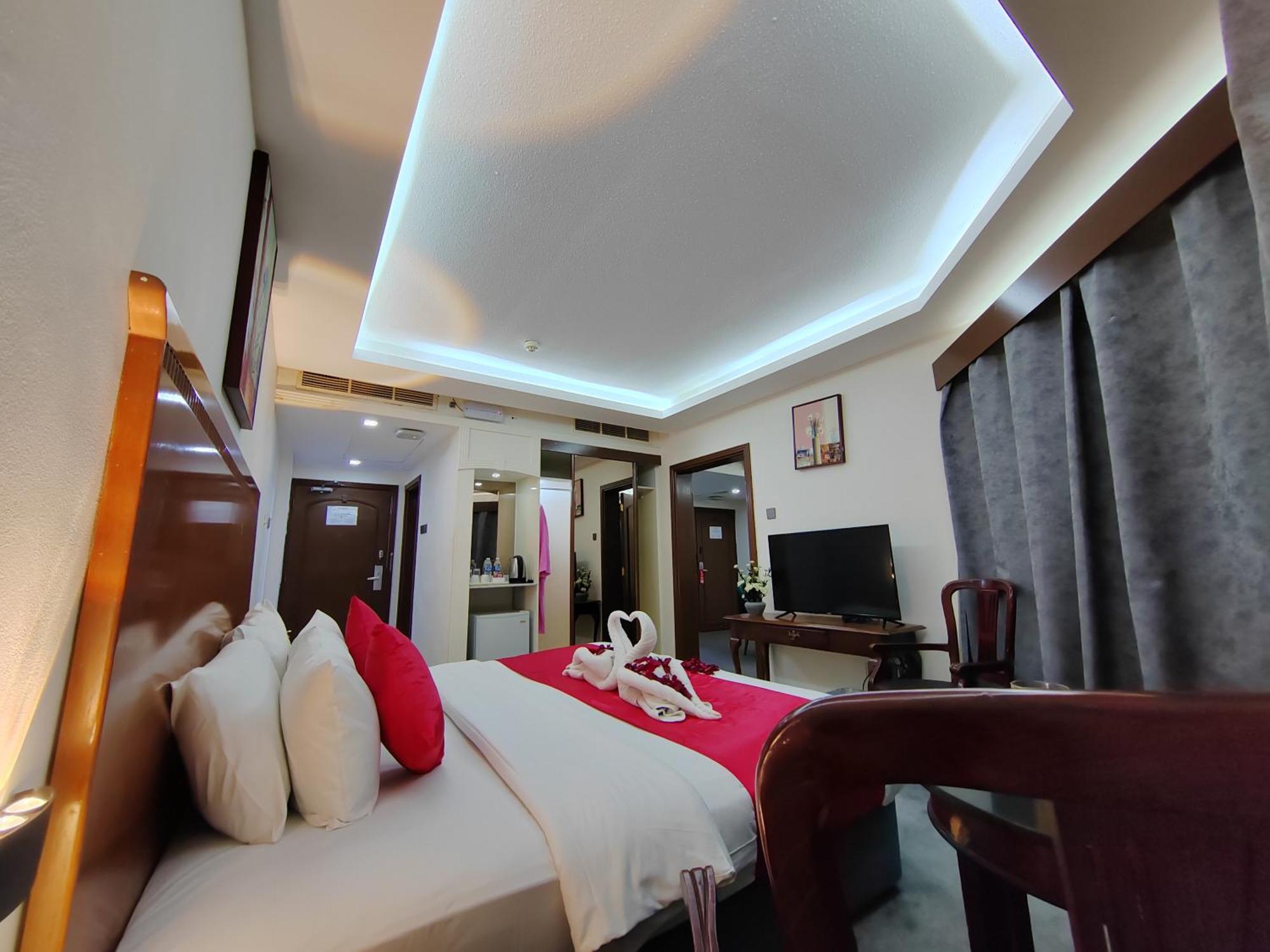 Le Paradise Palace فندق 3*