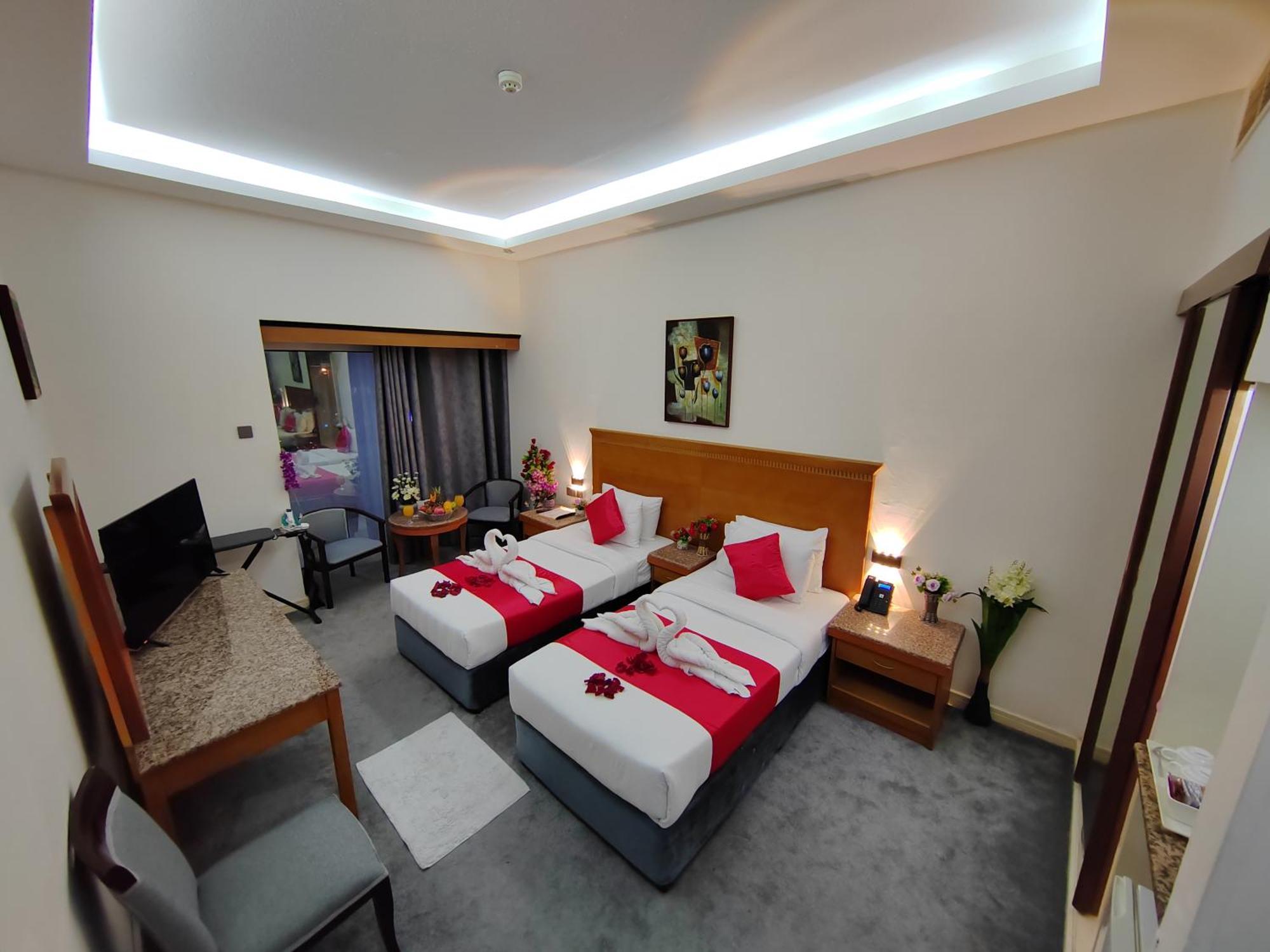 Le Paradise Palace فندق